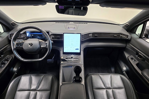 NIO ES8 23 of 30