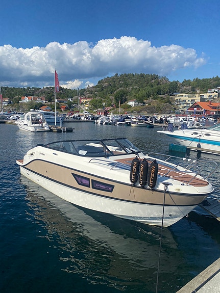 Uttern d77 4 of 30
