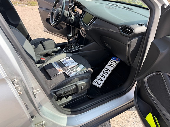 Opel Crossland X 15 of 30