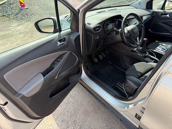 Opel Crossland X 16 of 30