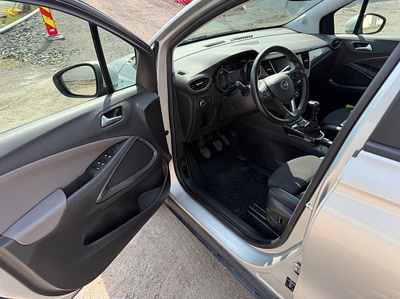 Opel Crossland X 17 of 30