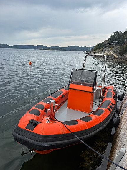 Valiant PT650 praktisk og sjøsterk RIB 2 of 22