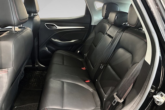MG ZS EV 17 of 18