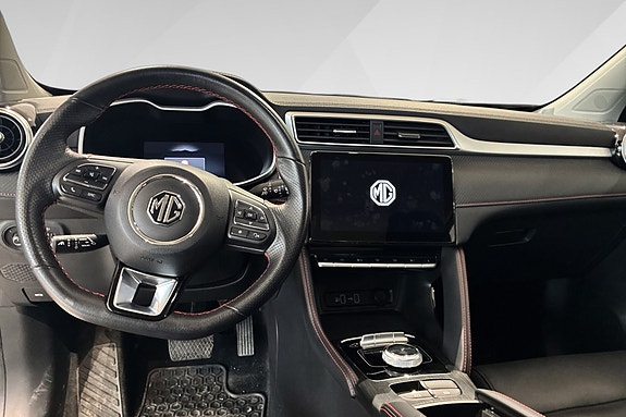 MG ZS EV 12 of 18