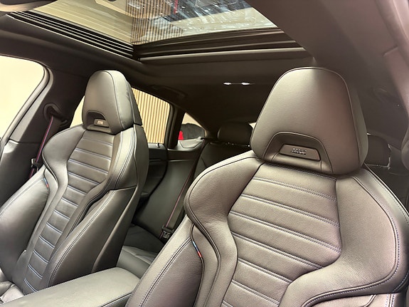 BMW i4 17 of 30