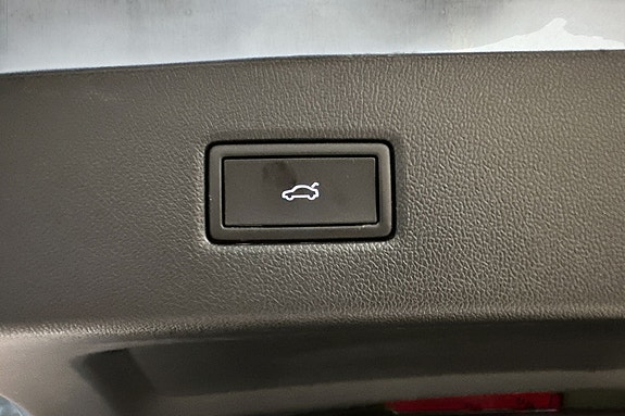 Ford Explorer 27 of 27
