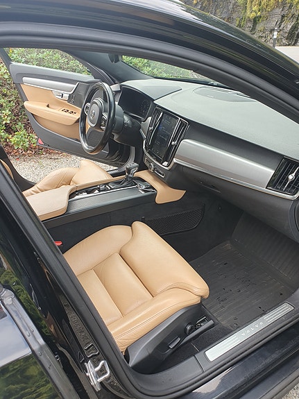 Volvo V90 7 of 30