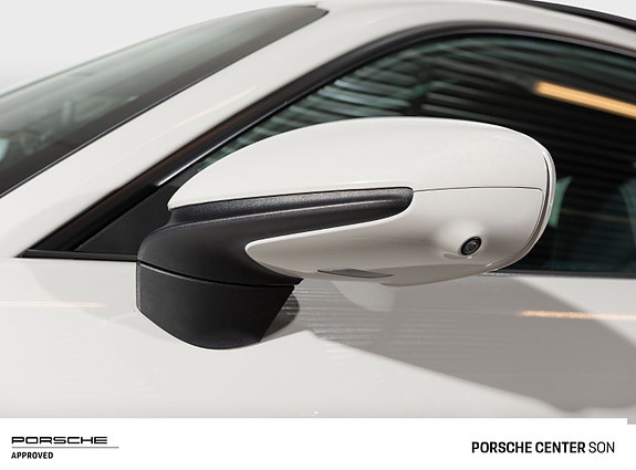 Porsche 911 14 of 30