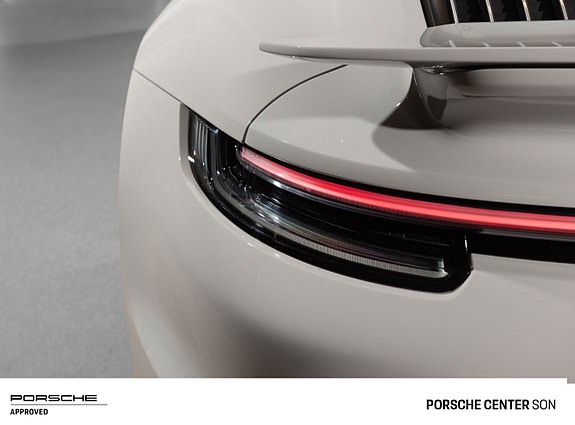 Porsche 911 26 of 30