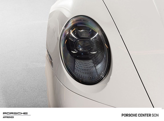 Porsche 911 21 of 30