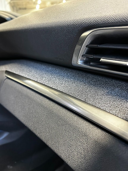 Peugeot 5008 8 of 17