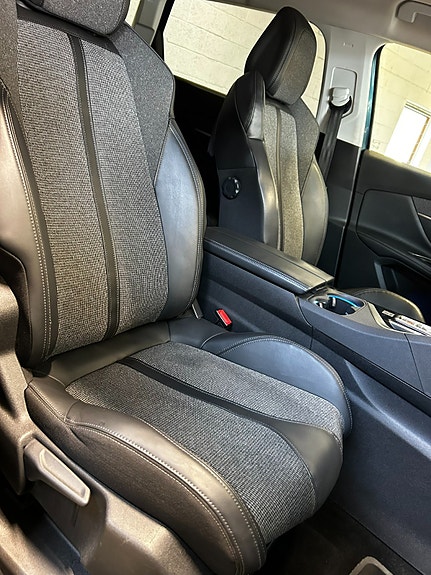 Peugeot 5008 6 of 17