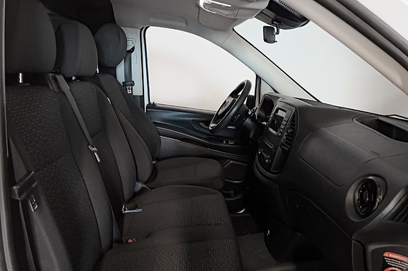 Mercedes-Benz Vito 20 of 26
