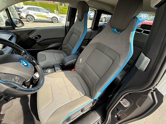 BMW i3 22 of 30