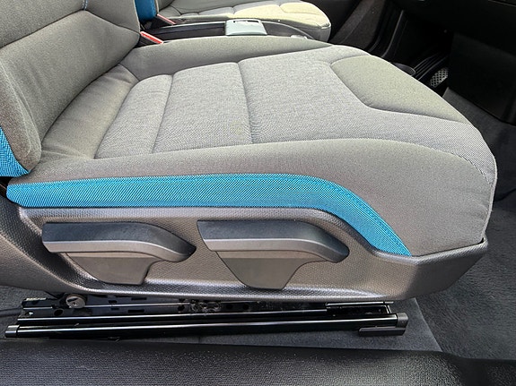 BMW i3 25 of 30