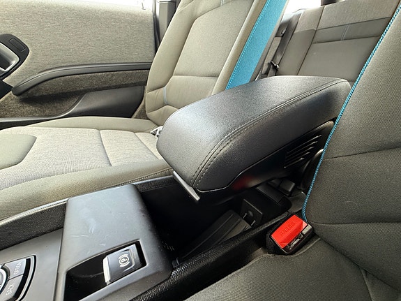 BMW i3 28 of 30