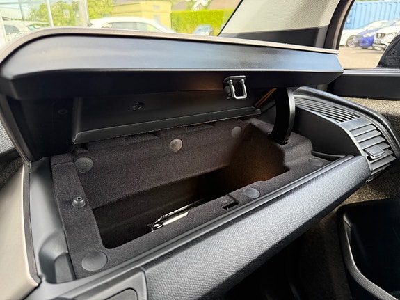 BMW i3 27 of 30