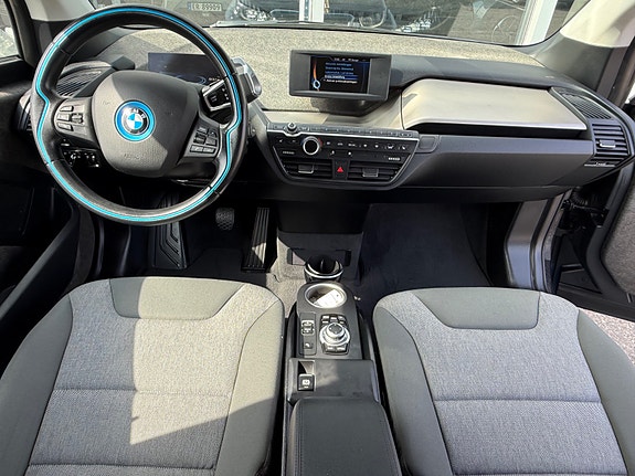 BMW i3 9 of 30