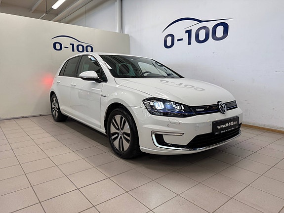 Volkswagen e-Golf VII 2 of 30