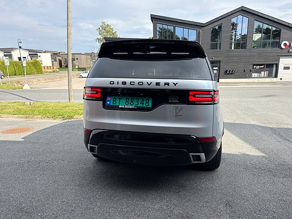 Land Rover Discovery 5 4 of 17