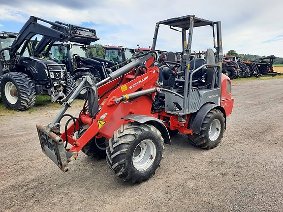 Weidemann 1350 4 of 11