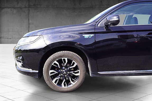 Mitsubishi Outlander 4 of 30