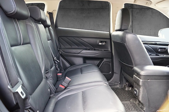 Mitsubishi Outlander 21 of 30