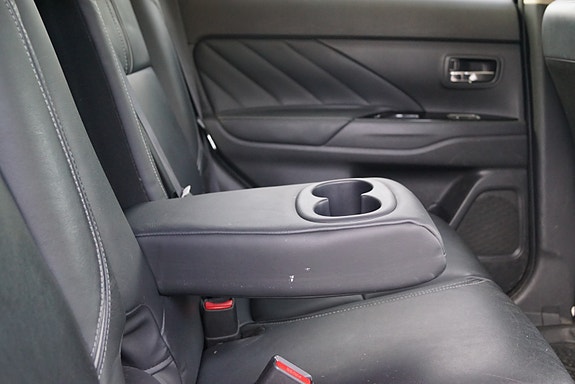 Mitsubishi Outlander 23 of 30