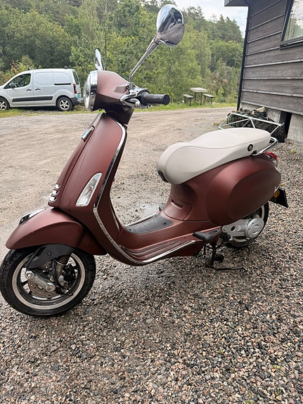 Vespa Primavera 50 3 of 11