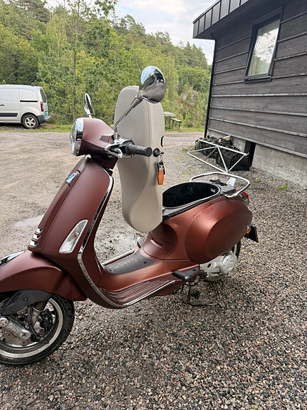 Vespa Primavera 50 8 of 11