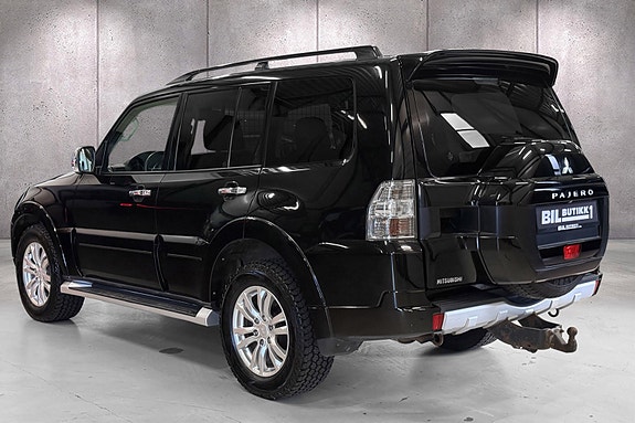 Mitsubishi Pajero 5 of 30