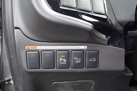 Mitsubishi Outlander 30 of 30