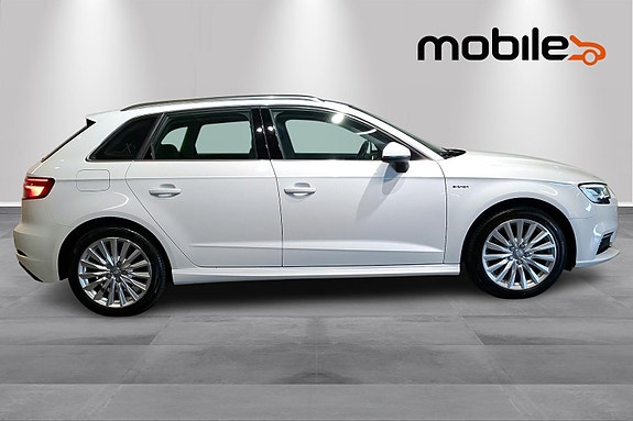Audi A3 2 of 26