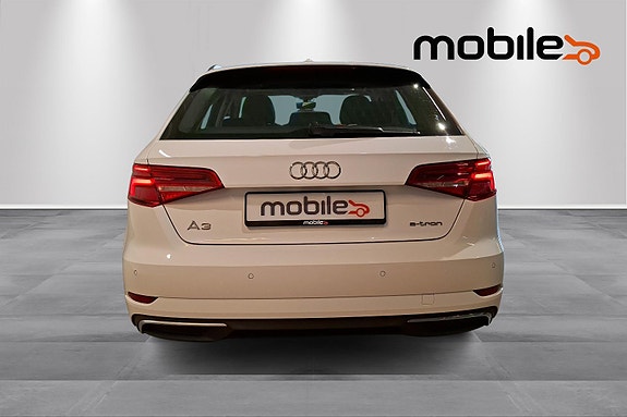 Audi A3 4 of 26