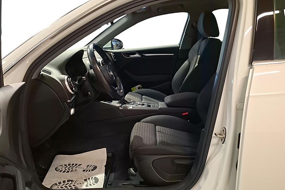 Audi A3 8 of 26