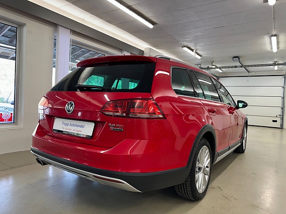 Volkswagen Golf Alltrack 7 of 30