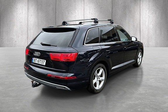 Audi Q7 13 of 27