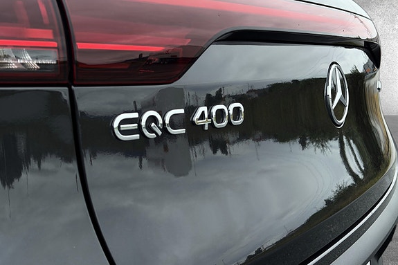 Mercedes-Benz EQC400 11 of 22
