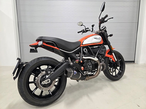Ducati Scrambler Icon 8 of 14
