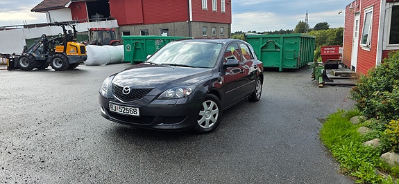 Mazda 3 2 of 22