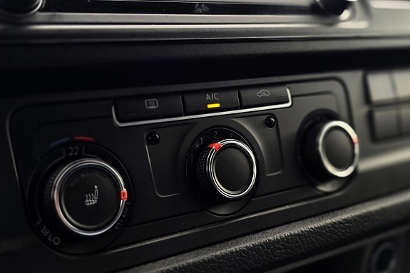 Volkswagen Transporter 30 of 30