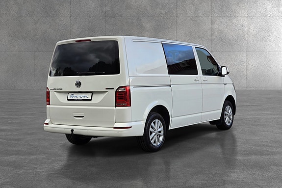 Volkswagen Transporter 8 of 30