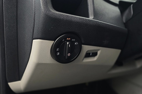 Volkswagen Transporter 24 of 30