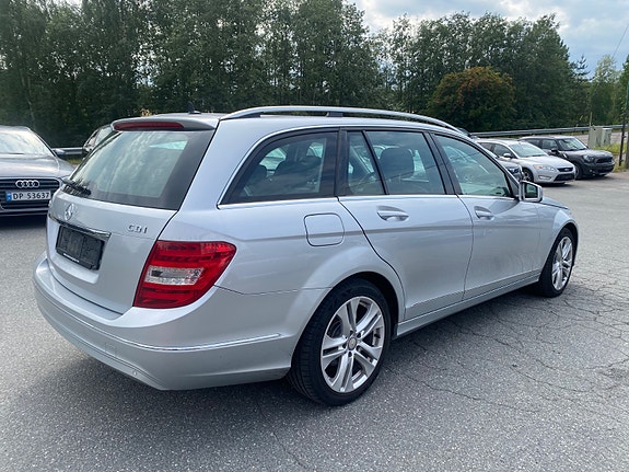 Mercedes-Benz C180 10 of 30