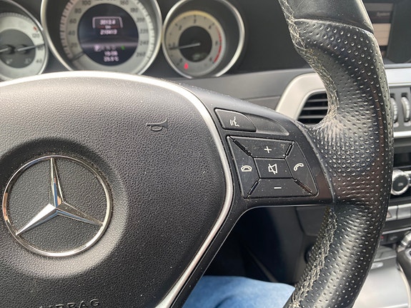 Mercedes-Benz C180 21 of 30