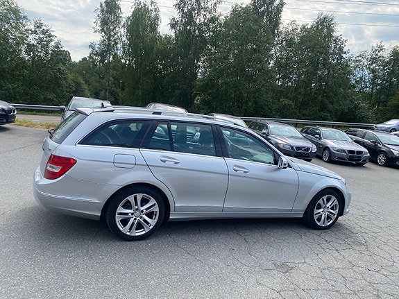 Mercedes-Benz C180 9 of 30
