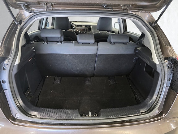 Kia Rio 18 of 18