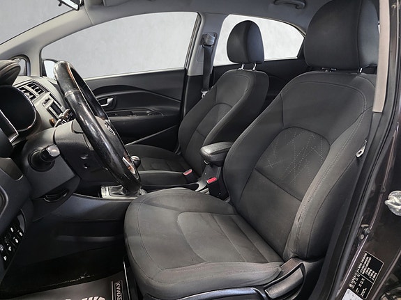 Kia Rio 14 of 18