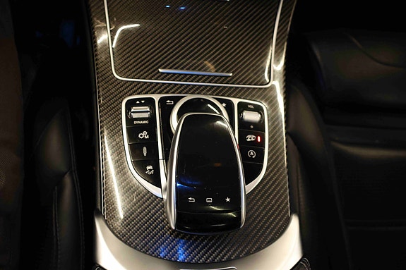 Mercedes-Benz C63 29 of 30