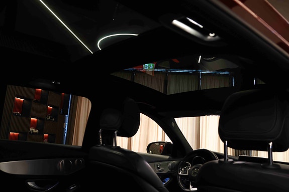 Mercedes-Benz C63 20 of 30